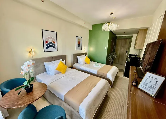 Andy Classic Luxury Overlooking Manila