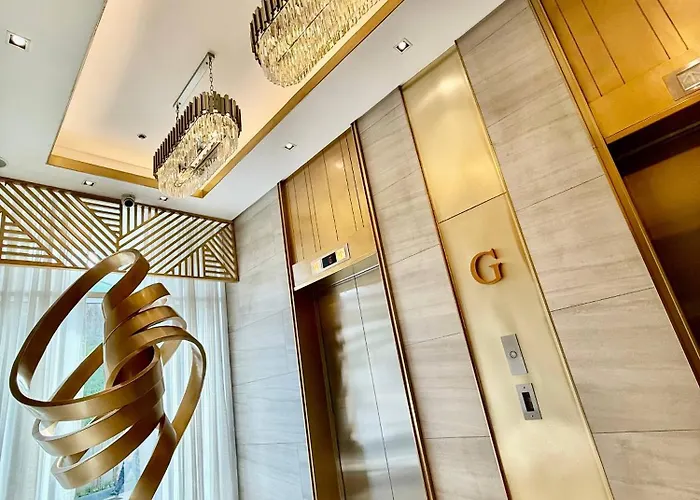 Andy Classic Luxury Overlooking * Manila