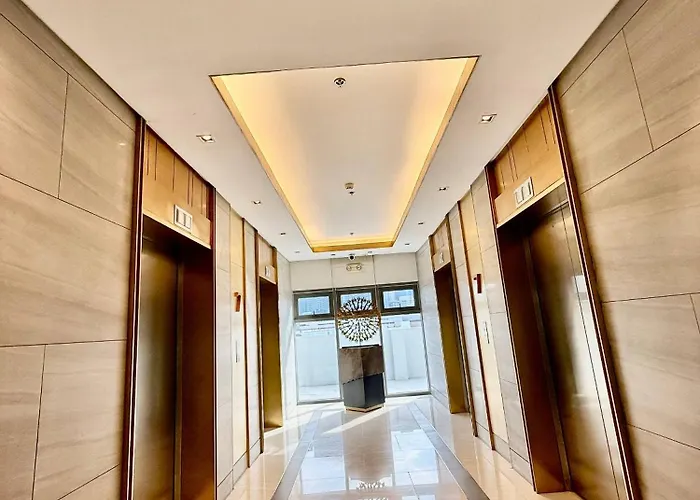 Andy Classic Luxury Overlooking